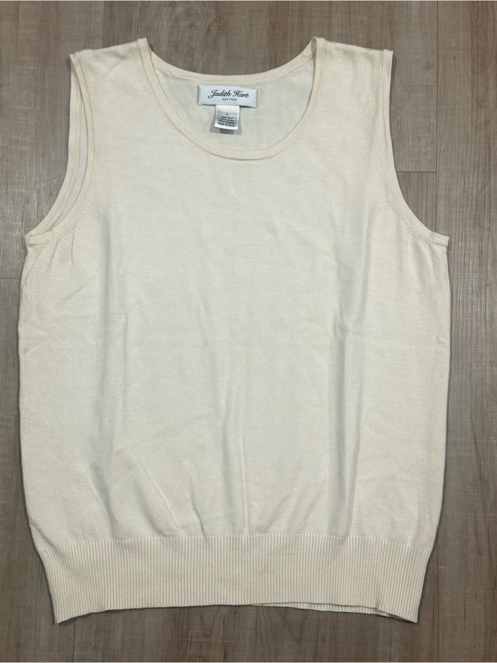 Judith Hart Silk Blend Sleeveless Sweater Tank Cream Minimalist Quiet Luxury L